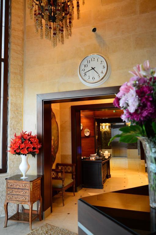 Nadine Hotel Suites Амман Екстер'єр фото