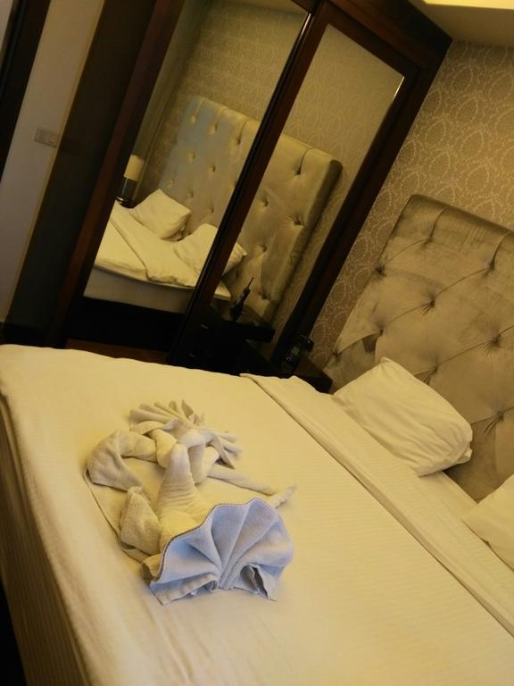 Nadine Hotel Suites Амман Екстер'єр фото