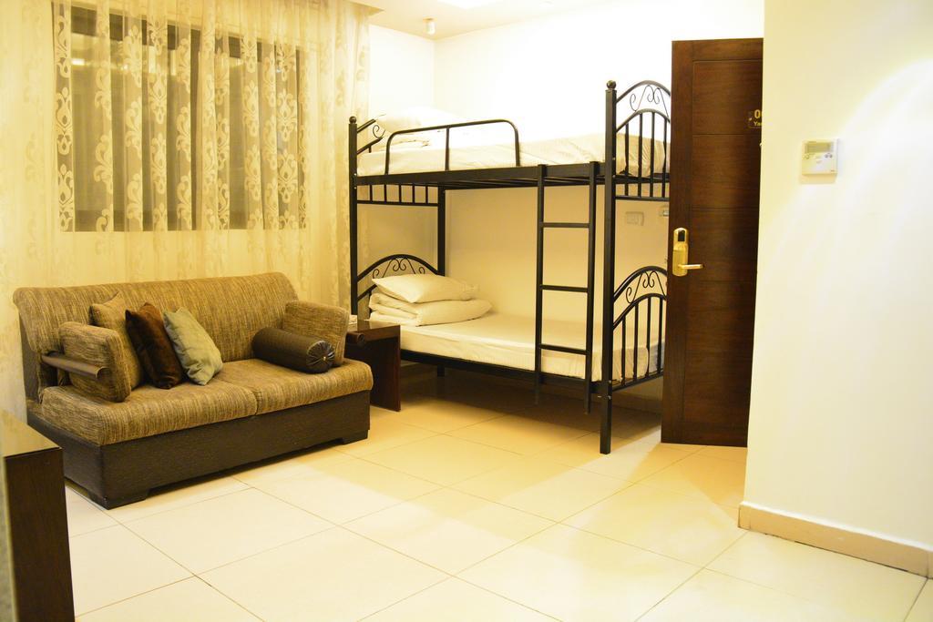 Nadine Hotel Suites Амман Екстер'єр фото