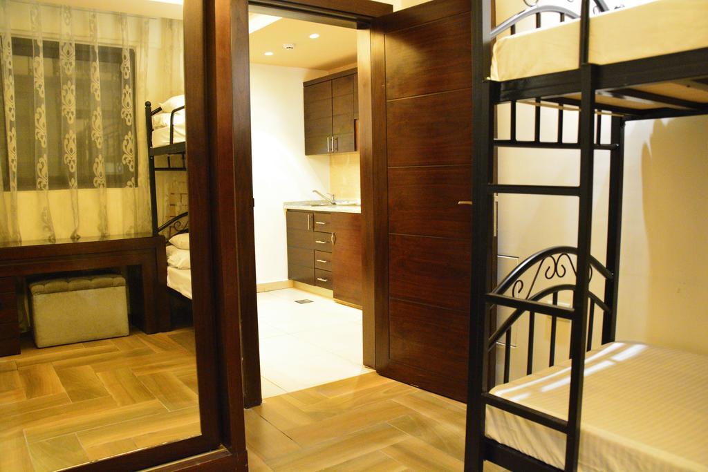Nadine Hotel Suites Амман Екстер'єр фото