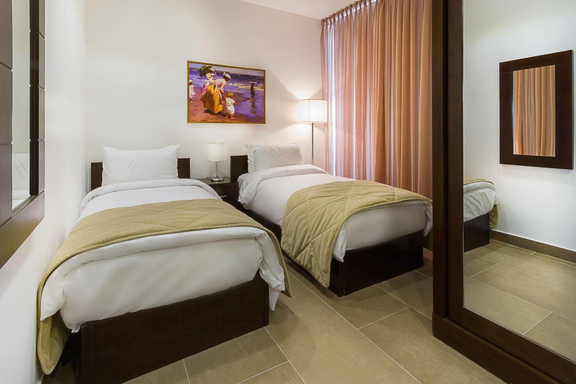 Nadine Hotel Suites Амман Екстер'єр фото